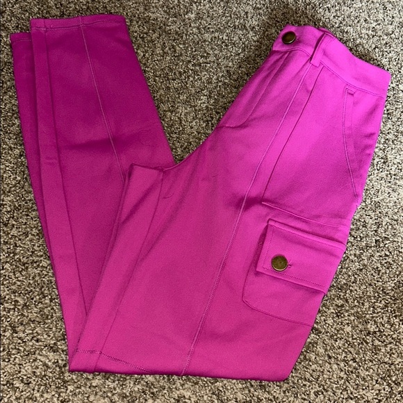 HALARA Pants - NWT Halara High Waisted Button Zipper Multiple Pockets Skinny Pants
